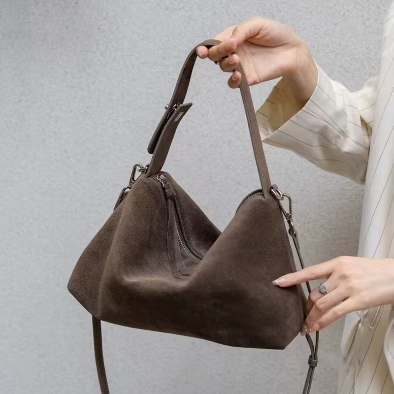 Sacs à bandoulière en cuir de vache en daim pour femmes, grand fourre-tout Boston en daim souple et