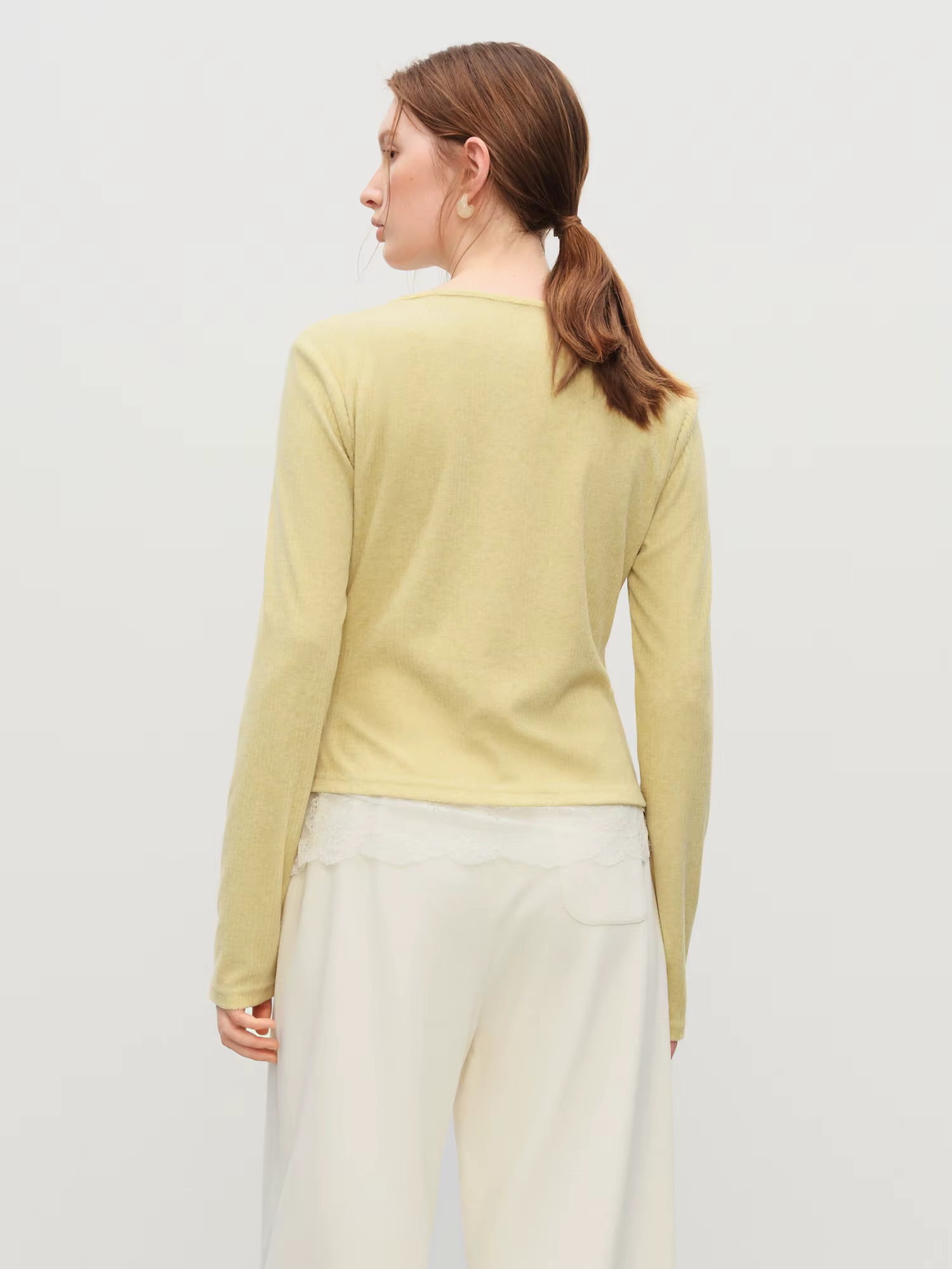 FSLE automne hiver 2025 T-Shirt à couche simulée pour femme - Haut de base en tricot avec bordure en