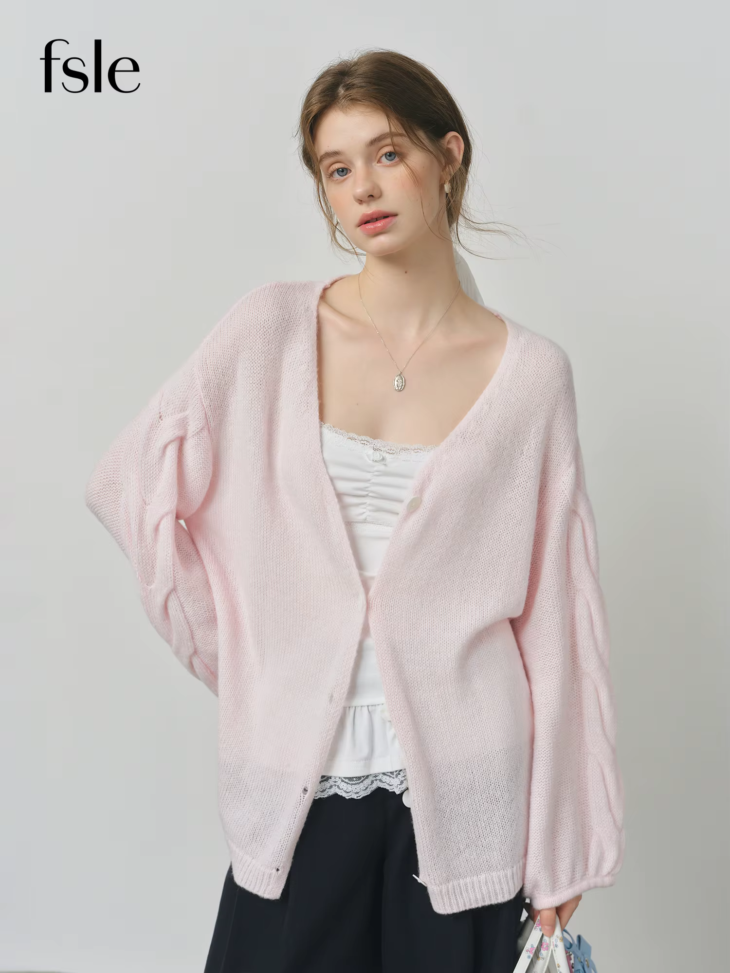 FSLE laine d'alpaga lâche paresseux câble tricoté col en v Cardigan veste femme automne 2025 nouveau