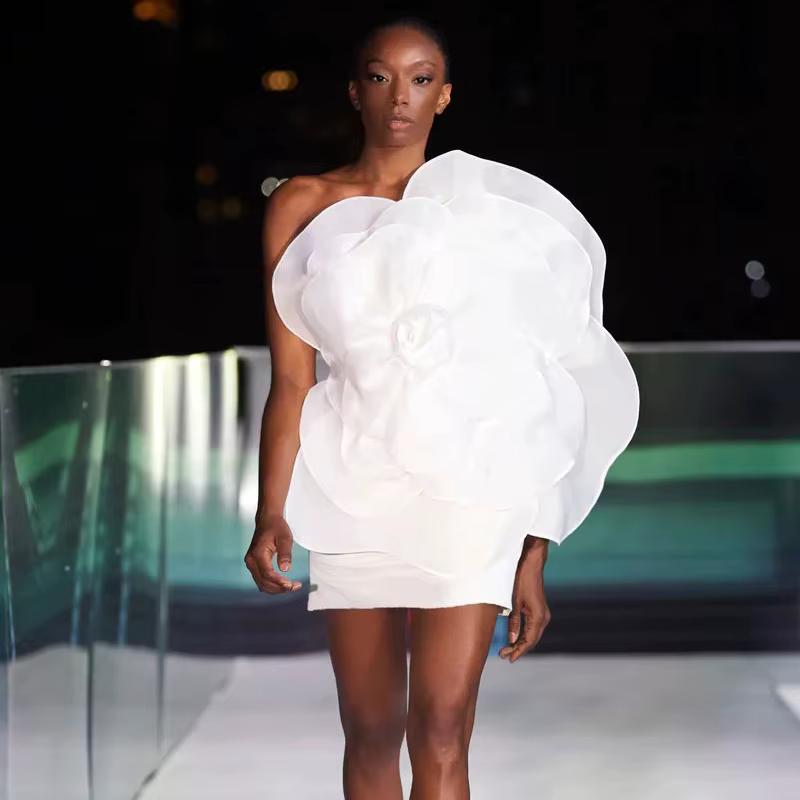 Robe d'été blanche à fleurs décoratives, tenue de soirée de mariage pour femmes, nouveau style obliq