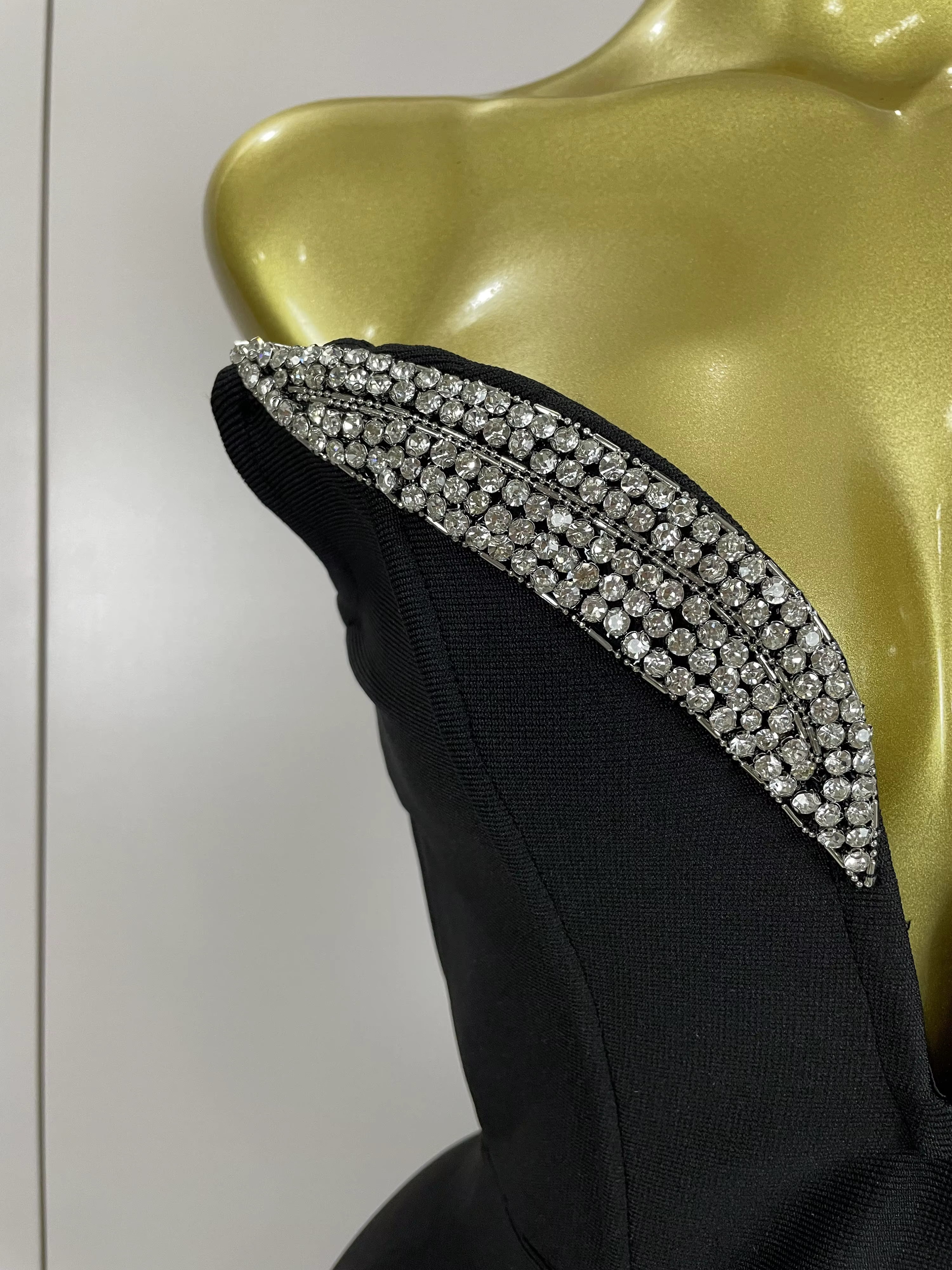 2025 femmes Sexy bretelles brillant strass moulante pansement longue robe mode célébrer soirée luxe 