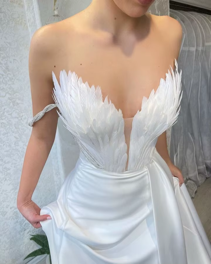 Robe Longue Blanche en Plumes d'Ange pour Femme, Design de Luxe, Élégante, pour Halloween, ixde Noël