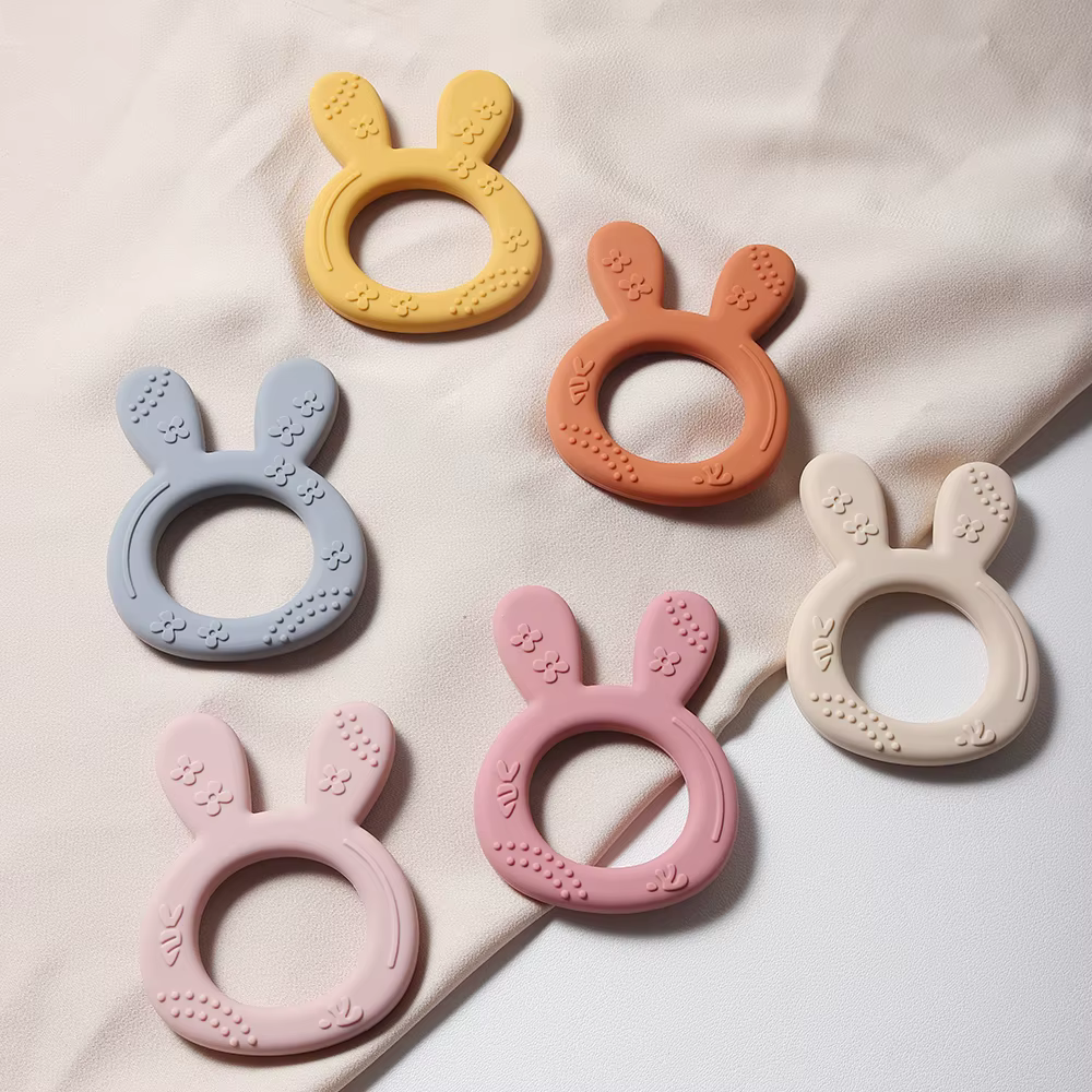 Anneau de dentition en Silicone en forme de lapin et de carotte pour bébé, jouet éducatif sensoriel