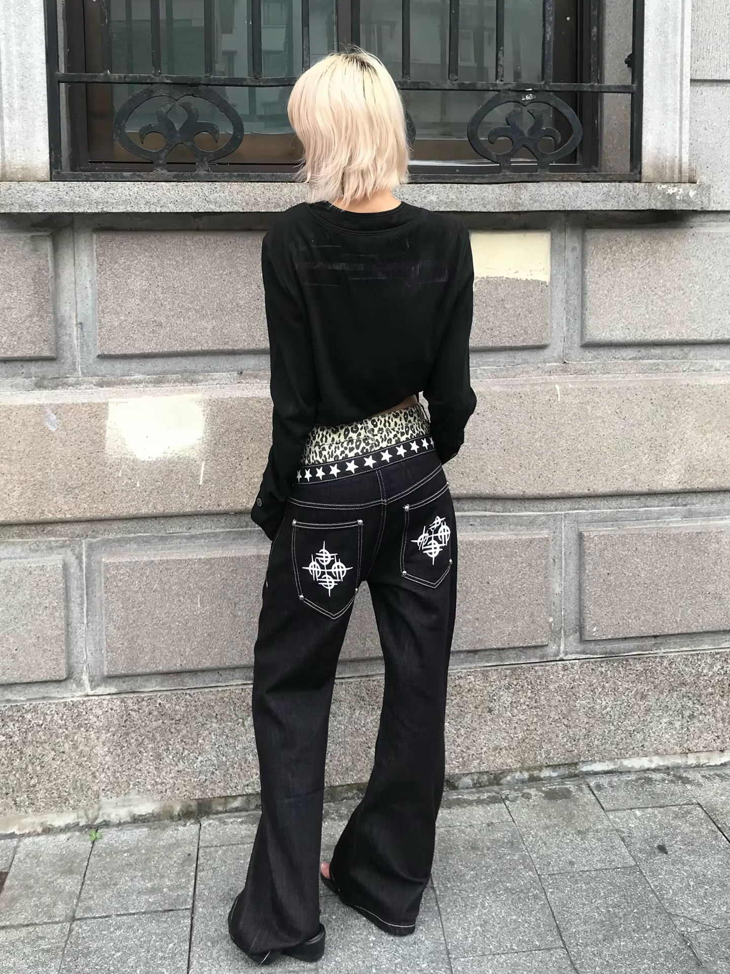 Genayooa gothique Vintage T-shirt femmes à manches longues bouton Y2k rétro noir Grunge hauts Street