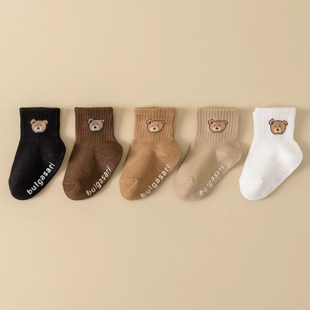 5 paires de chaussettes antidérapantes pour enfants, chaussettes unisexes pour bébé, toutes saisons,
