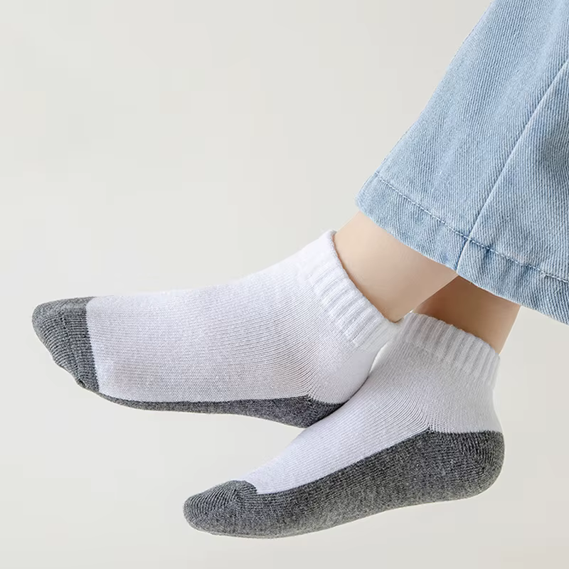 12 paires de chaussettes courtes basique pour enfants - design blanc et gris, respirantes - adaptées