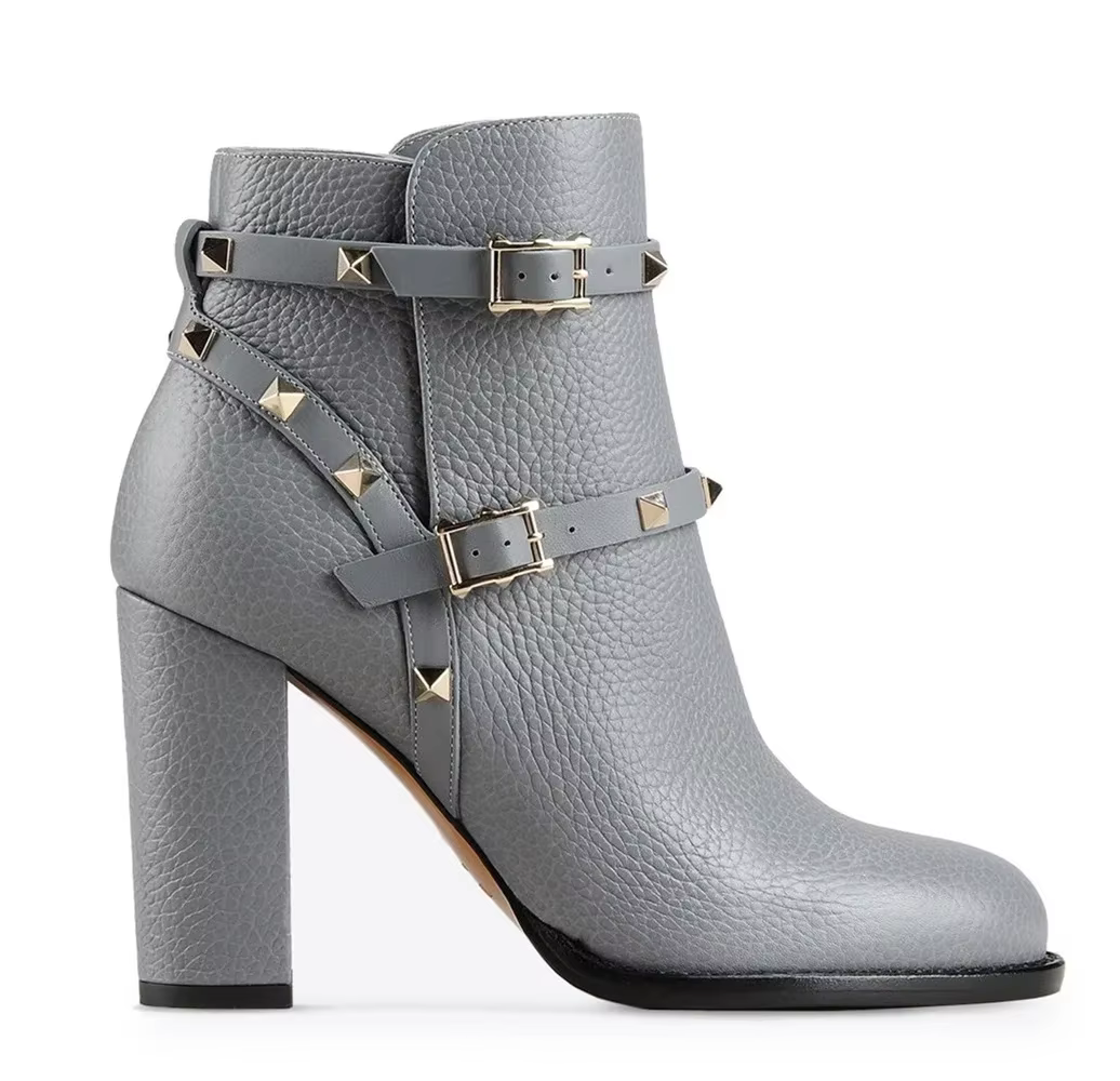 Bottines à rivets en cuir véritable pour femme, bottes courtes à talons épais et bout rond avec bouc