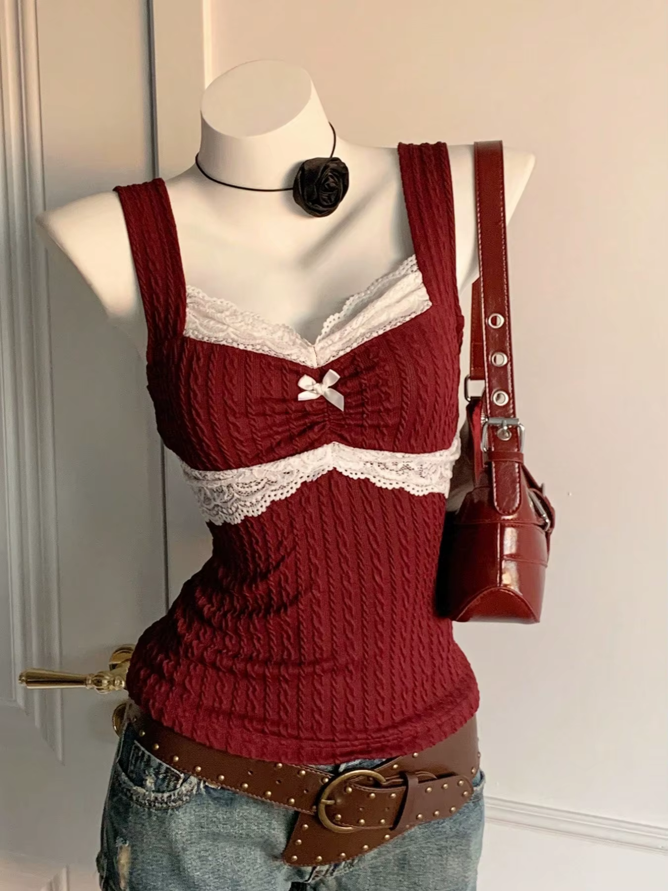 Nouveau débardeur femme Y2K tendance été avec dentelle et nœud décoratif, style pur et séduisant