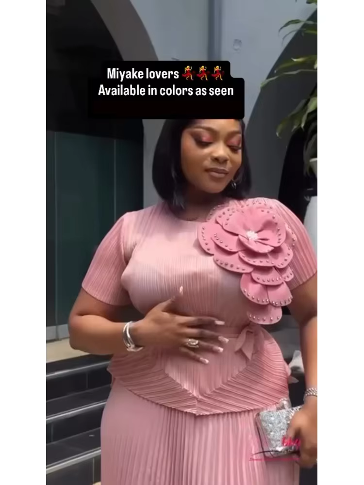 EGRM Miyake plissé mode nouveau ensemble pour femmes 3D fleur épissé conception ceinture hauts + une