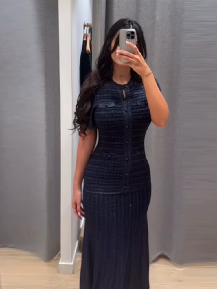 Robe longue moulante chic pour femme, style vintage texturé, coupe trapèze, manches courtes, boutonn