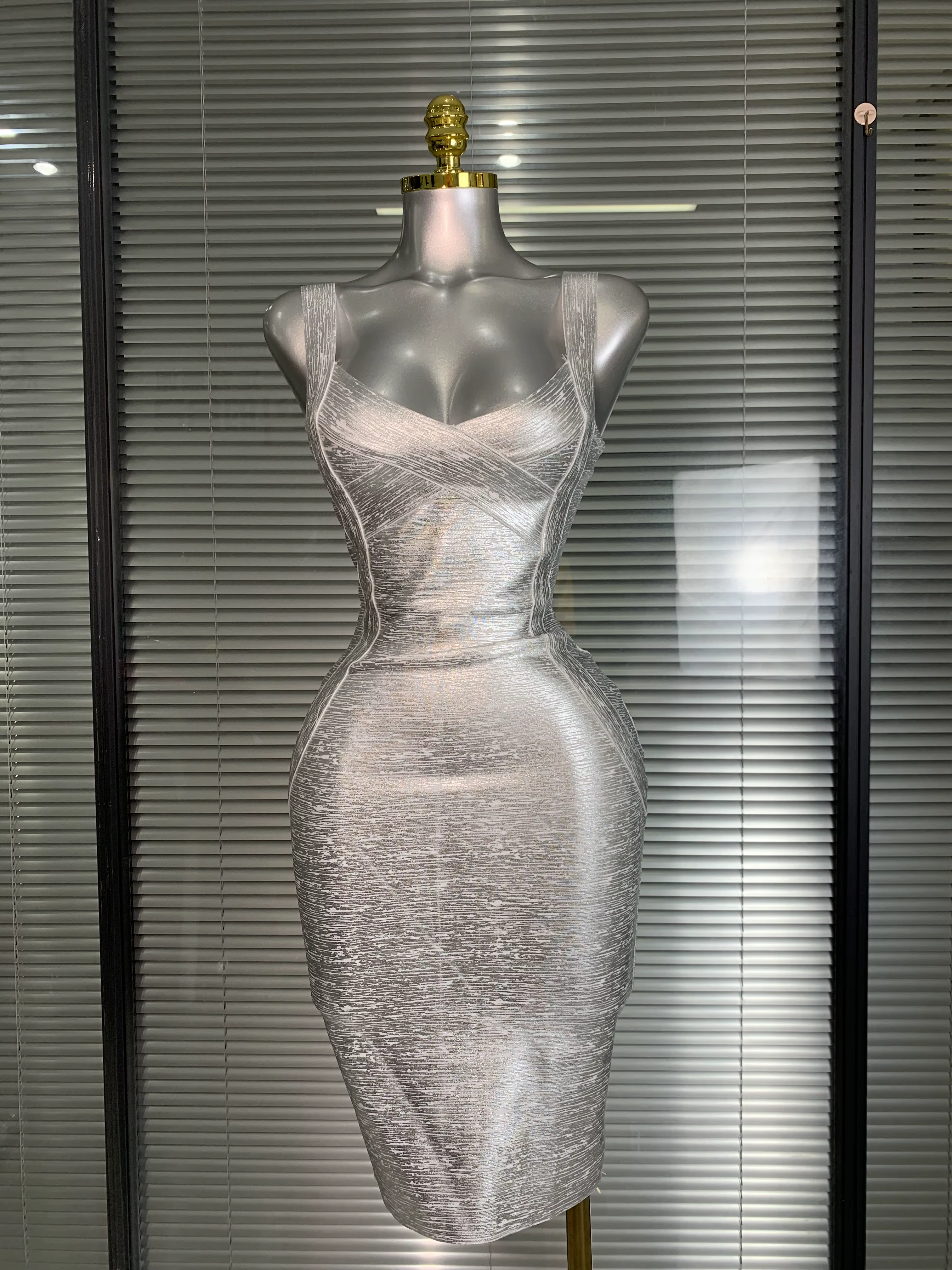 Robe à bandes moulante pour femmes, flambant neuf, Sexy, bronzante, argent, célébrité, mode, rue, ro