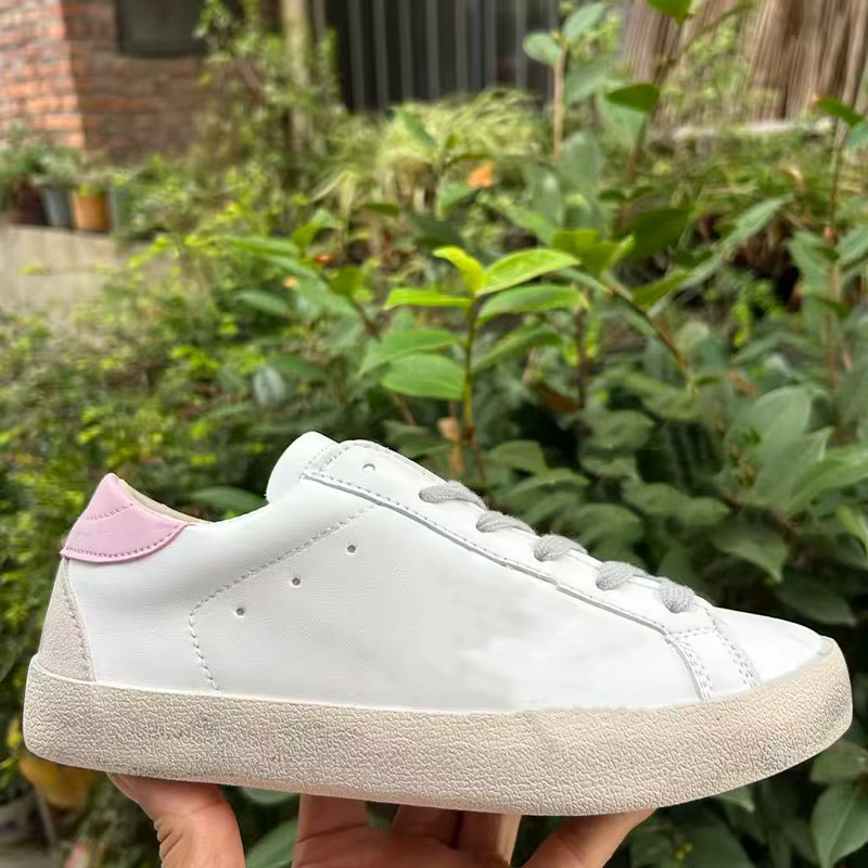 Chaussures d'été en cuir véritable de haute qualité à semelle plate et lacets pour hommes, bout rond