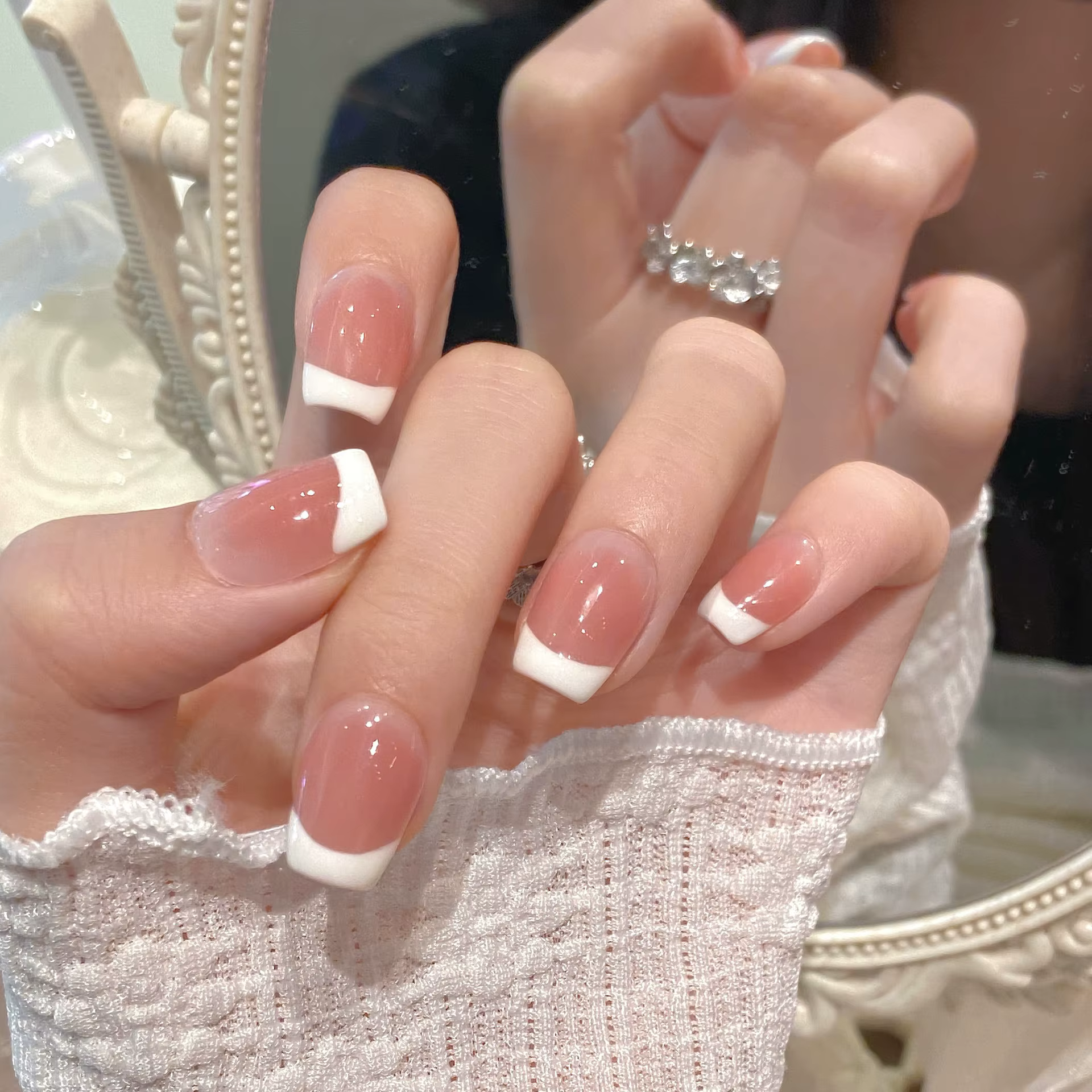 Faux ongles français courts faits à la main, pointes simples, couleur chair, rose, pour femmes et fi