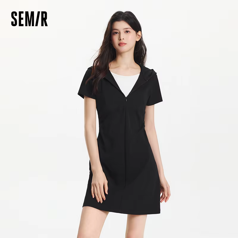 Robe Femme Semir à Capuche 2026 Effet Deux Pièces Coupe Ajustée Taille Plissée Style Urbain Décontra