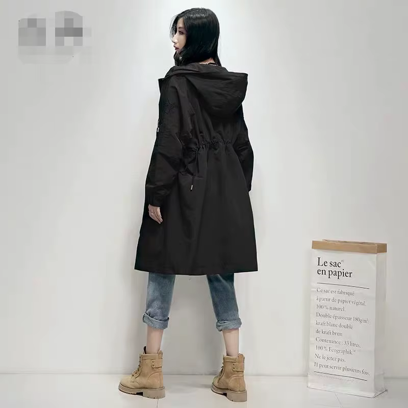 Coupe-vent brodé Long pour femmes, manteau Chic, ample, taille collectée, mode Hong Kong, nouvelle c