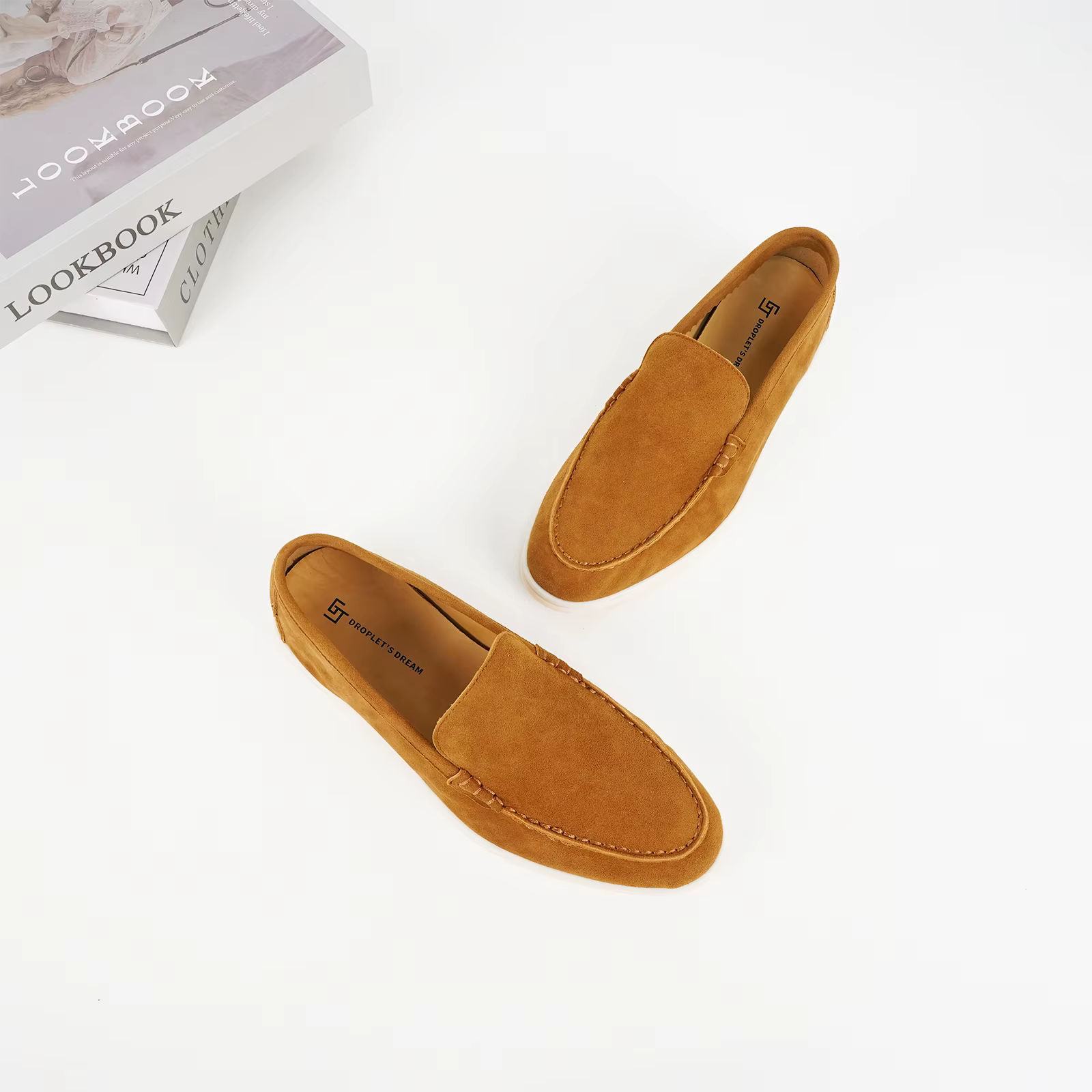 2025 Mocassins confortables en cachemire antidérapants pour femmes, chaussures de conduite à bout ro