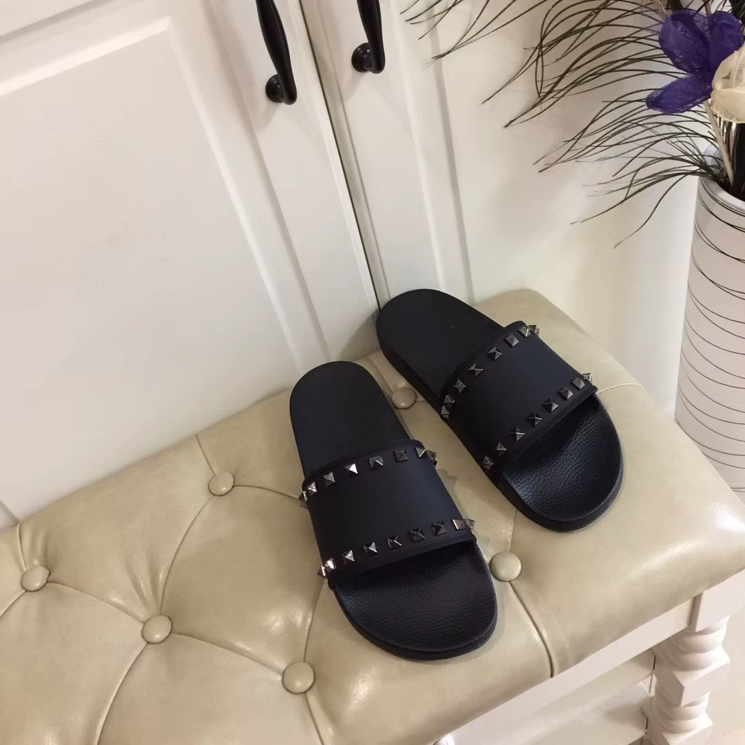 Tongs à semelle souple, sandales plates décontractées, antidérapantes, pour hommes et femmes, nouvel