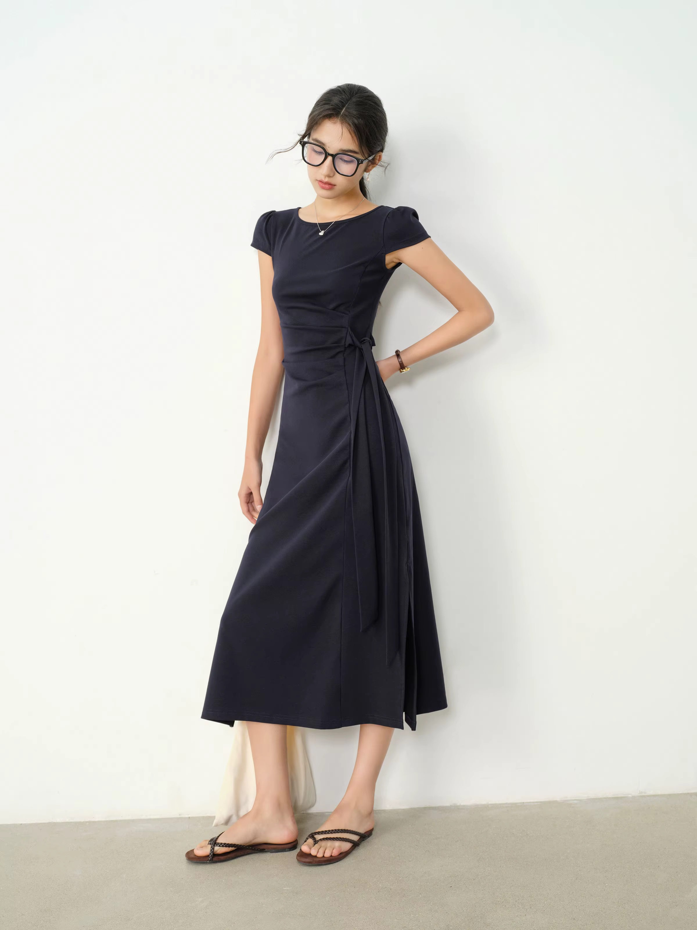 Robe mi-longue française élégante, Vintage, col carré, manches longues, coupe cintrée, cravate à la 
