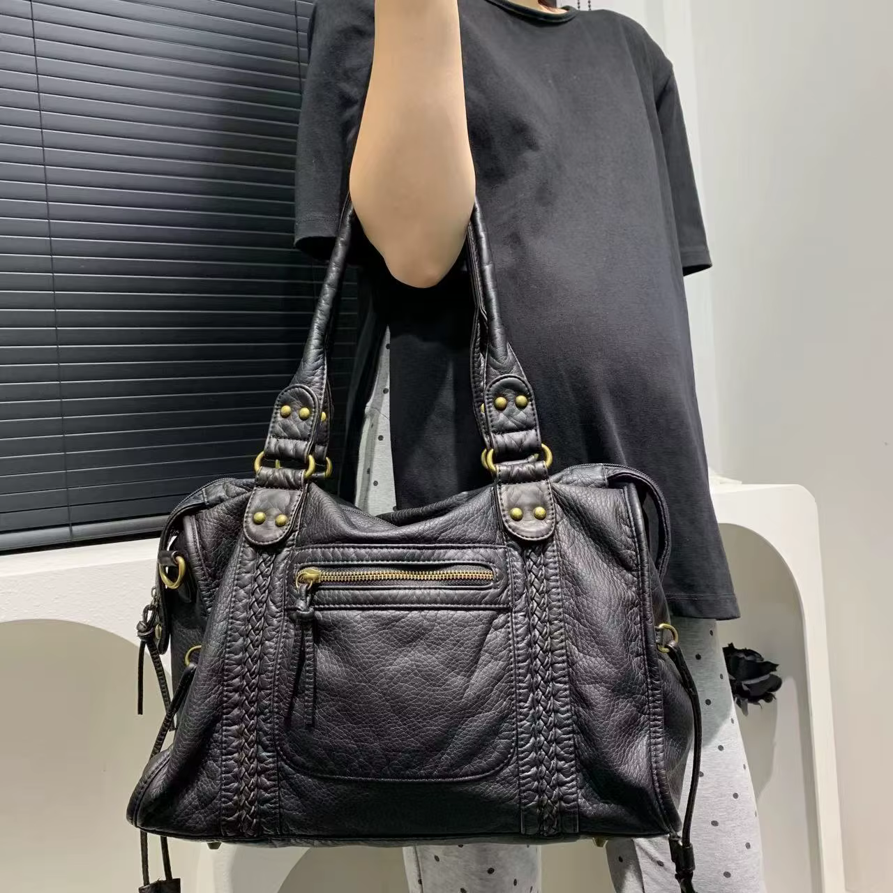 Y2K – sac à bandoulière asymétrique épaule dénudée pour fille épicée, sac de moto Vintage en cuir so