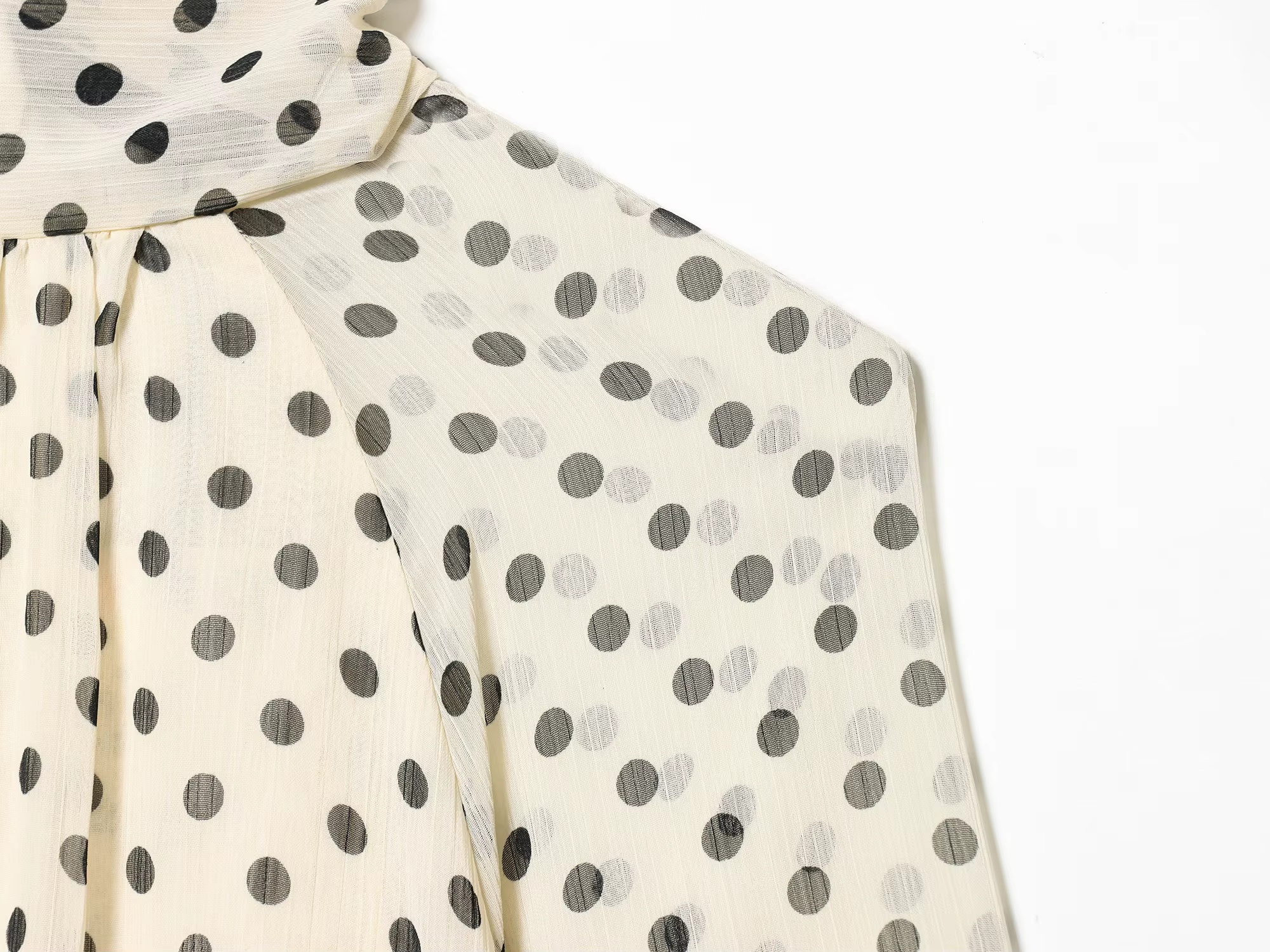 KONDALA femmes à la mode à pois Blouse noeud papillon col rond chemise nouvelle mode 2026 printemps 