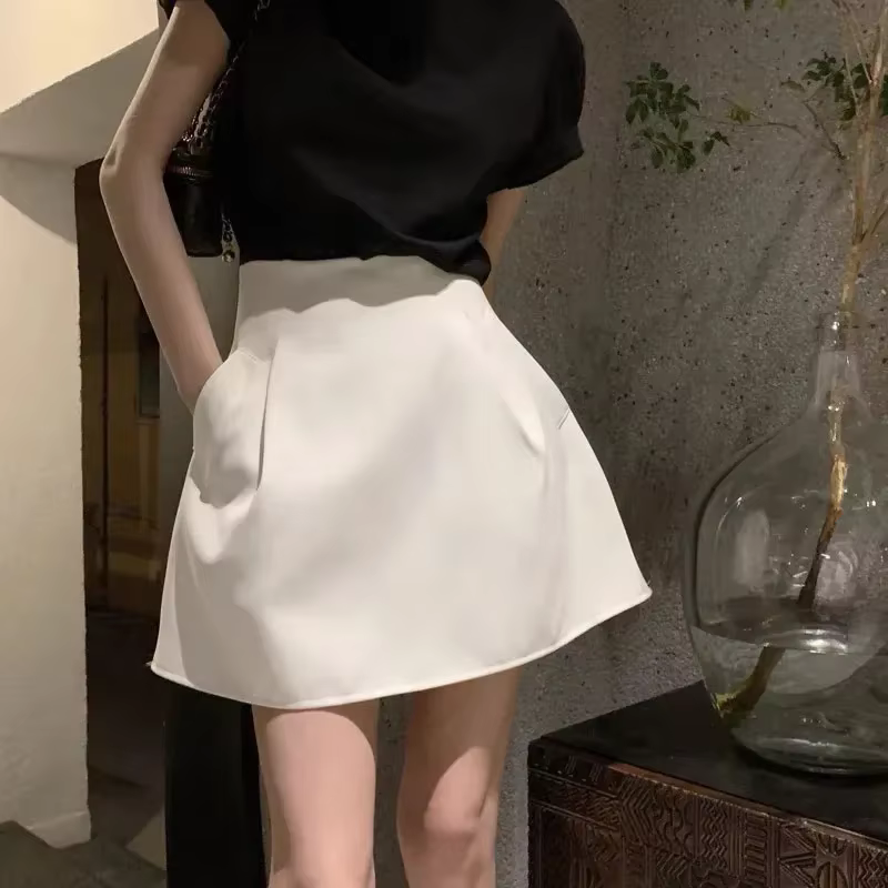 Lucyever-Jupe Courte Bouffante Noire et Blanche pour Femme, Vêtement Assressentiavec Tout, Poche Y2K