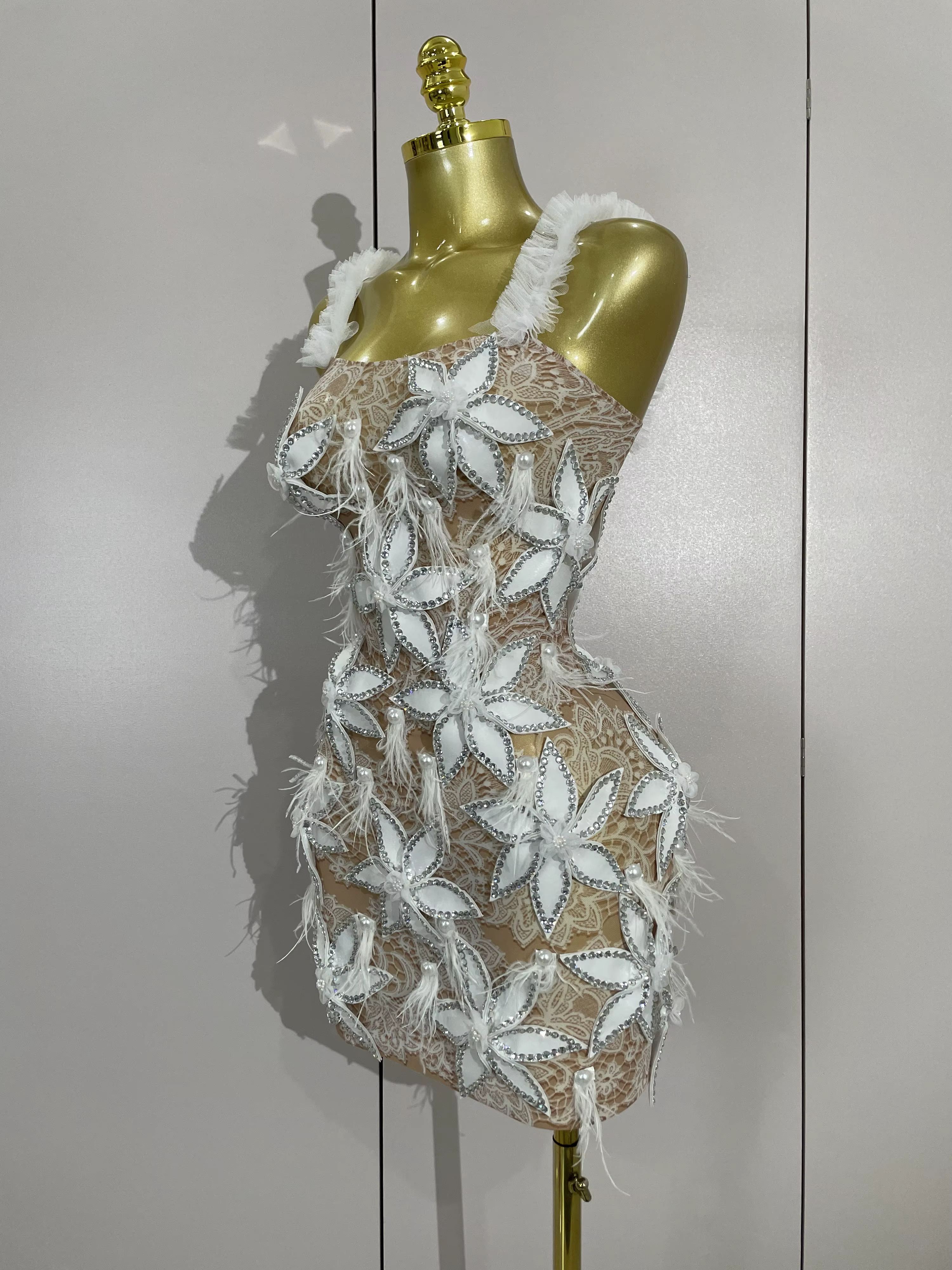 Sexy brillant diamant fleurs plumes blanc Transparent Slip robe courte soirée bal célébrer anniversa