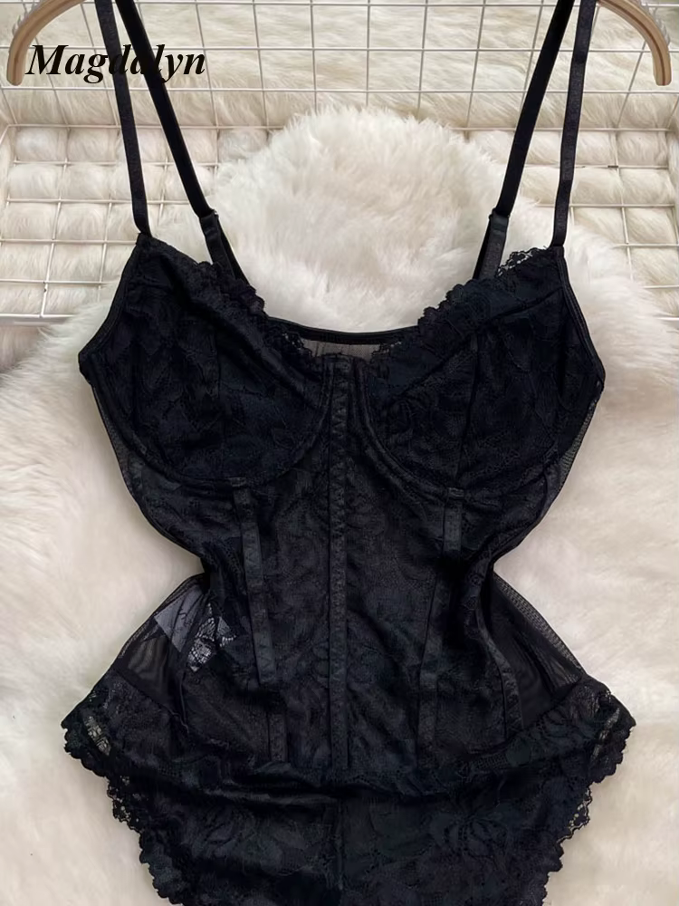 Magdalyn-Combinaison en maille florale pour femme, barboteuse à bretelles, une pièce, sexy, vintage