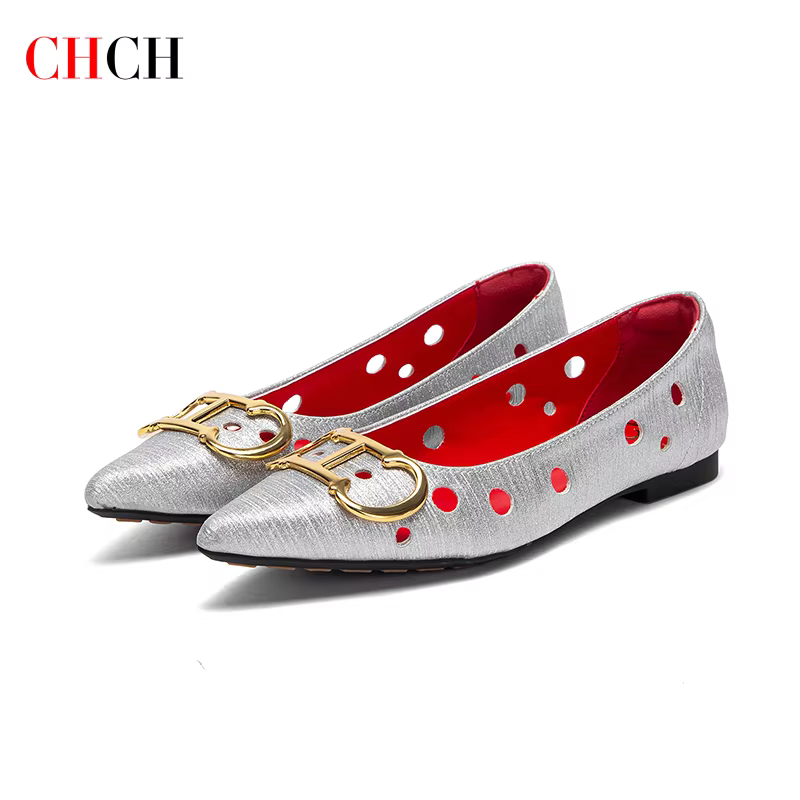 CHCH chaussures plates pour femmes 2025 nouveau Design de poinçonnage chaussures pour femmes pointue