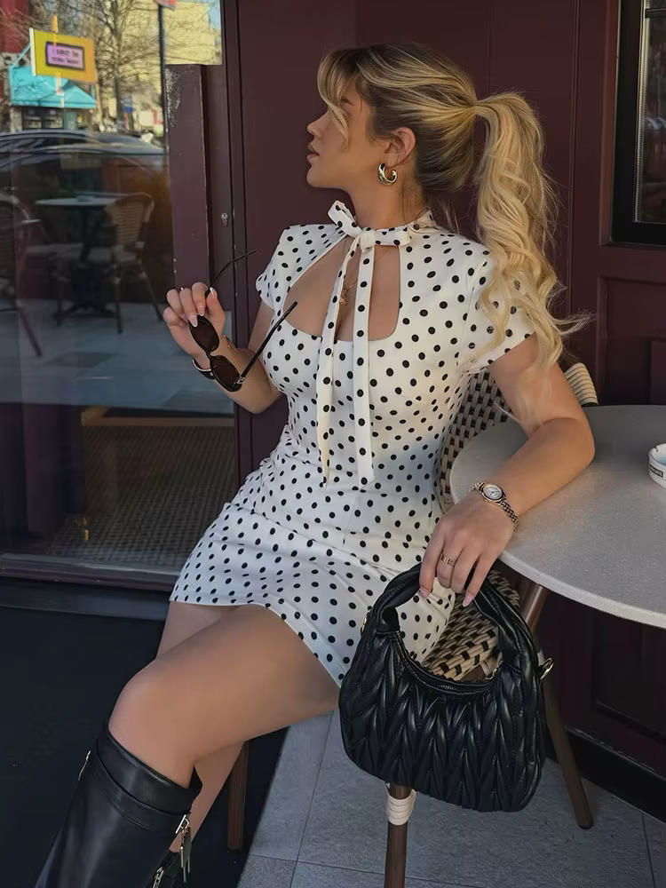 Robes mini à pois d'été HH pour femmes, robe décontractée à manches courtes avec col à lacets, robe 