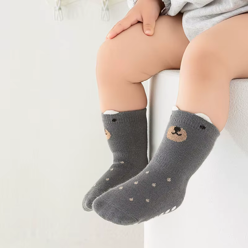 5 paires de chaussettes antidérapantes en coton pour enfants, garçons et filles, chaussettes de sol