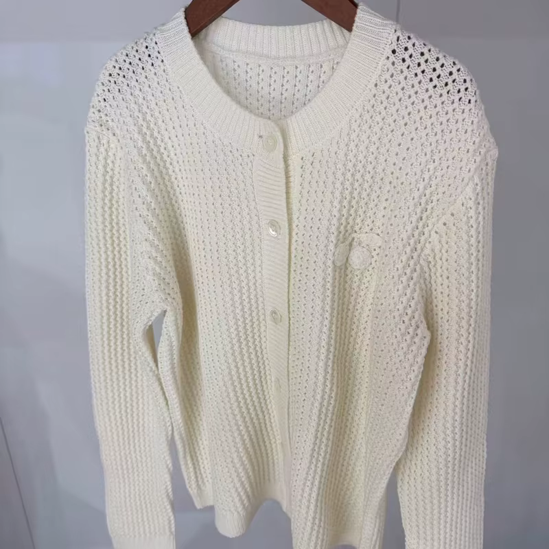 Pré-vente (expédition en mars) 2026 bp Printemps-Été Pull en tricot pour filles Vêtements d'hiver po