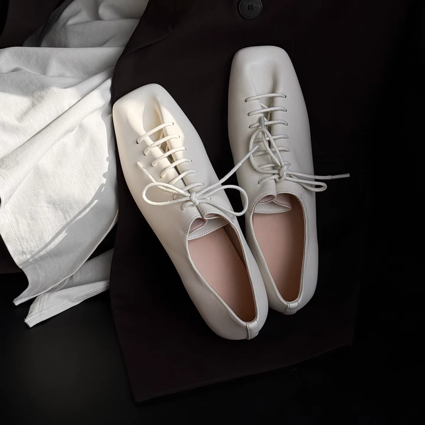 QUTAA 2026 Chaussures plates tendance pour femmes en cuir de vachette, mocassins décontractés à lace