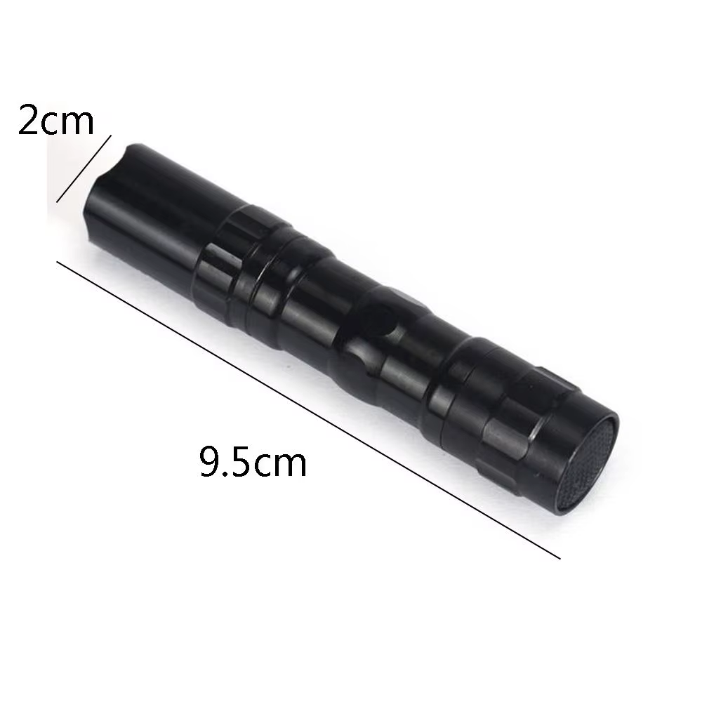 Lampe de poche tactique Super lumineuse utile, lampe de poche médicale LED, ampoule, petite torche é