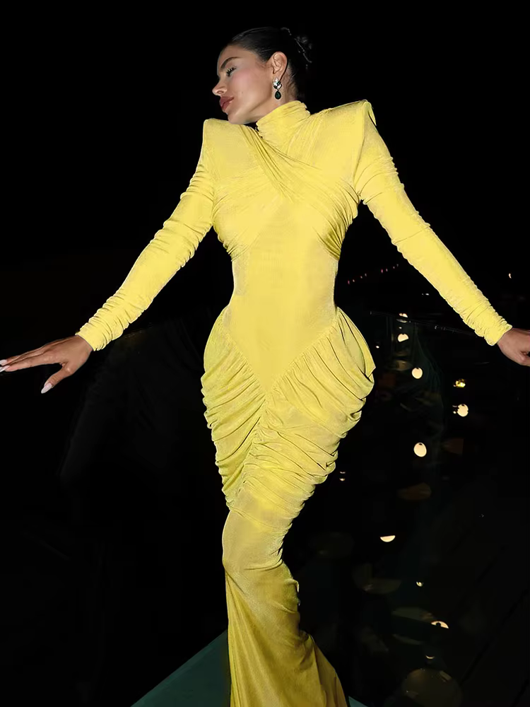 Bizarre Puss automne nouveau Style robe Maxi femmes col roulé manches longues dos nu maigre Stretch 