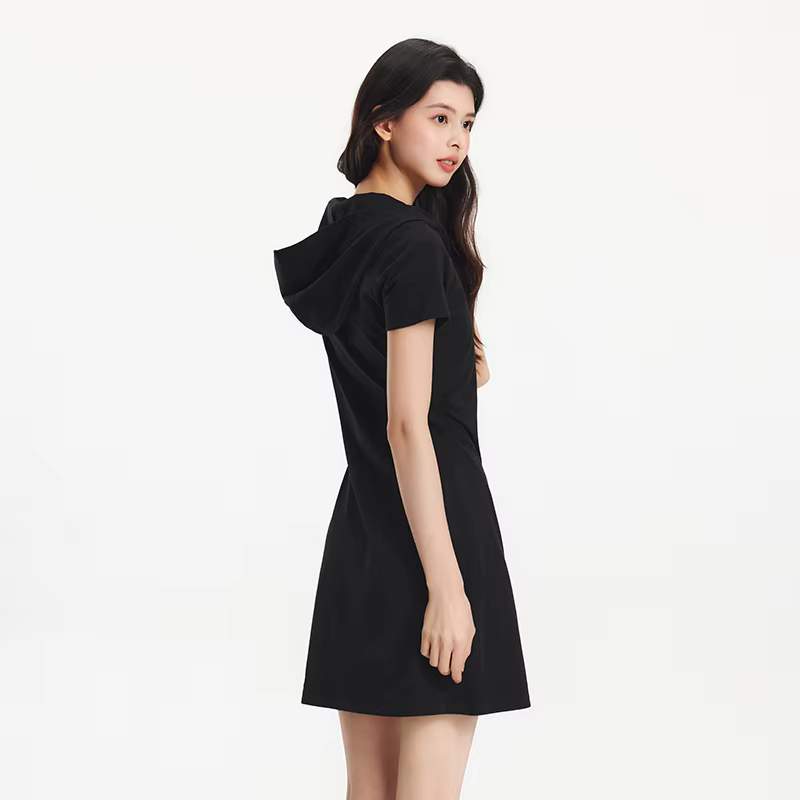 Robe Femme Semir à Capuche 2026 Effet Deux Pièces Coupe Ajustée Taille Plissée Style Urbain Décontra