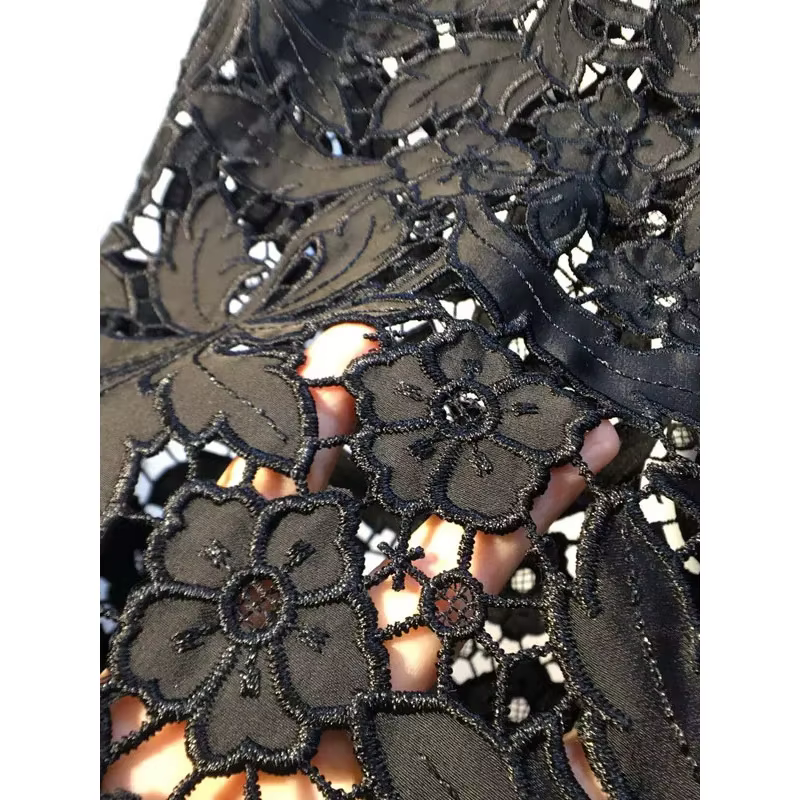 Nouveau été Denim Patchwork crochet fleur dentelle creuse jambe droite jambe large pantalon décontra