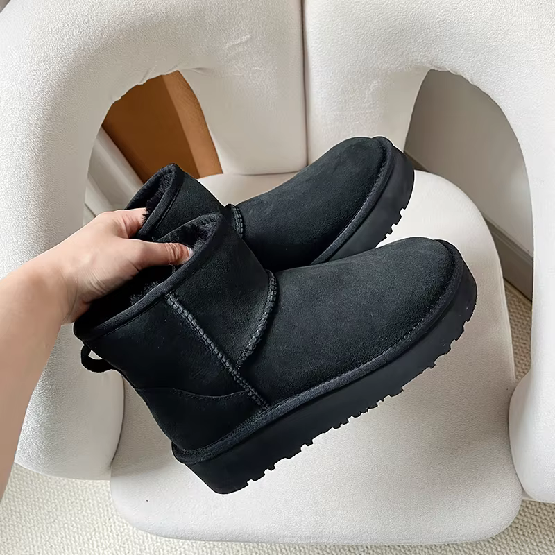 Bottes de neige classiques à semelles épaisses pour femme, bottes courtes chaudes en fourrure de mou