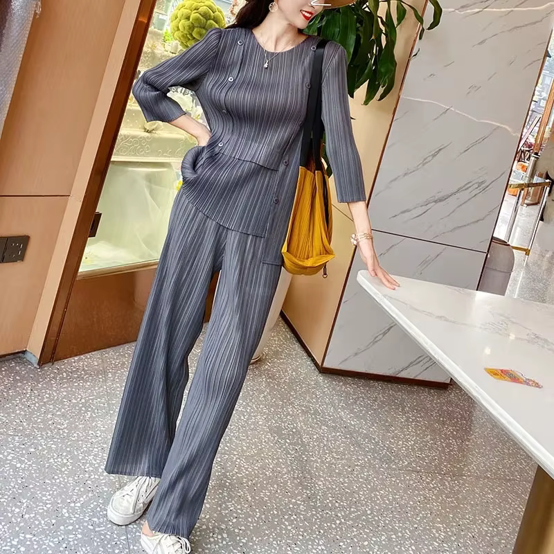 2025 femmes nouveau loisirs pli deux pièces ensemble haut de gamme Femme col rond Pantalon droit été