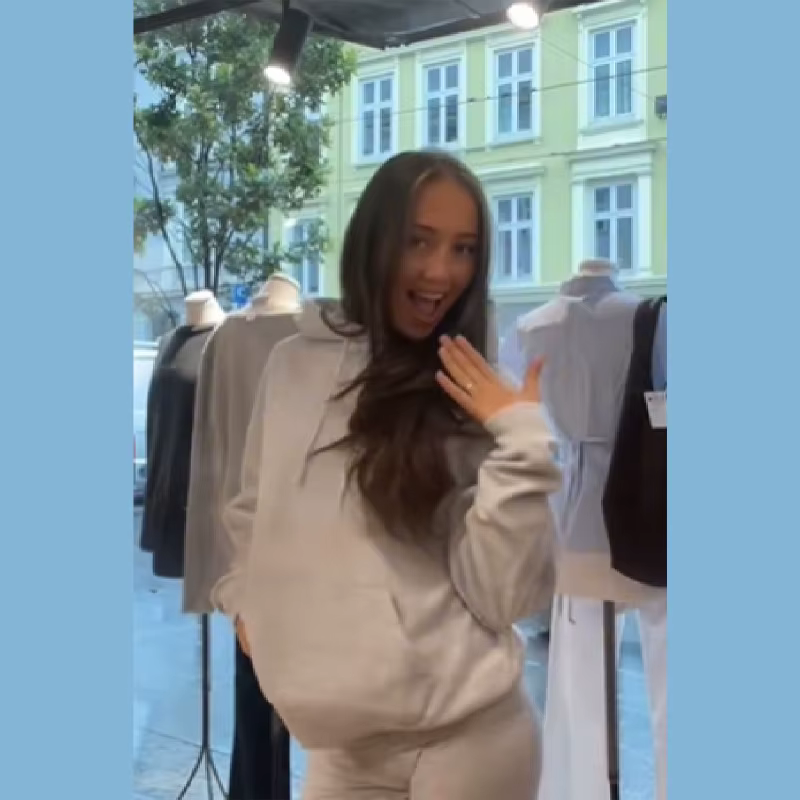 Sweat à capuche imprimé ailes à paillettes pour femmes, élégant et décontracté, tendance, facile à a