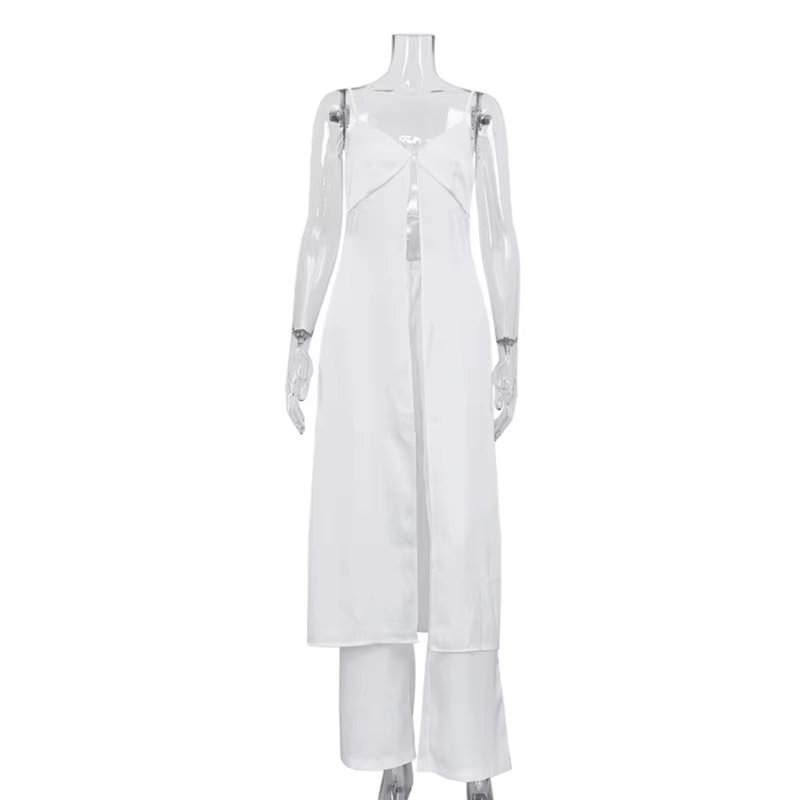 Ensemble deux pièces élégant pour femme : Haut sexy à col en V et fente, et pantalon long en satin s