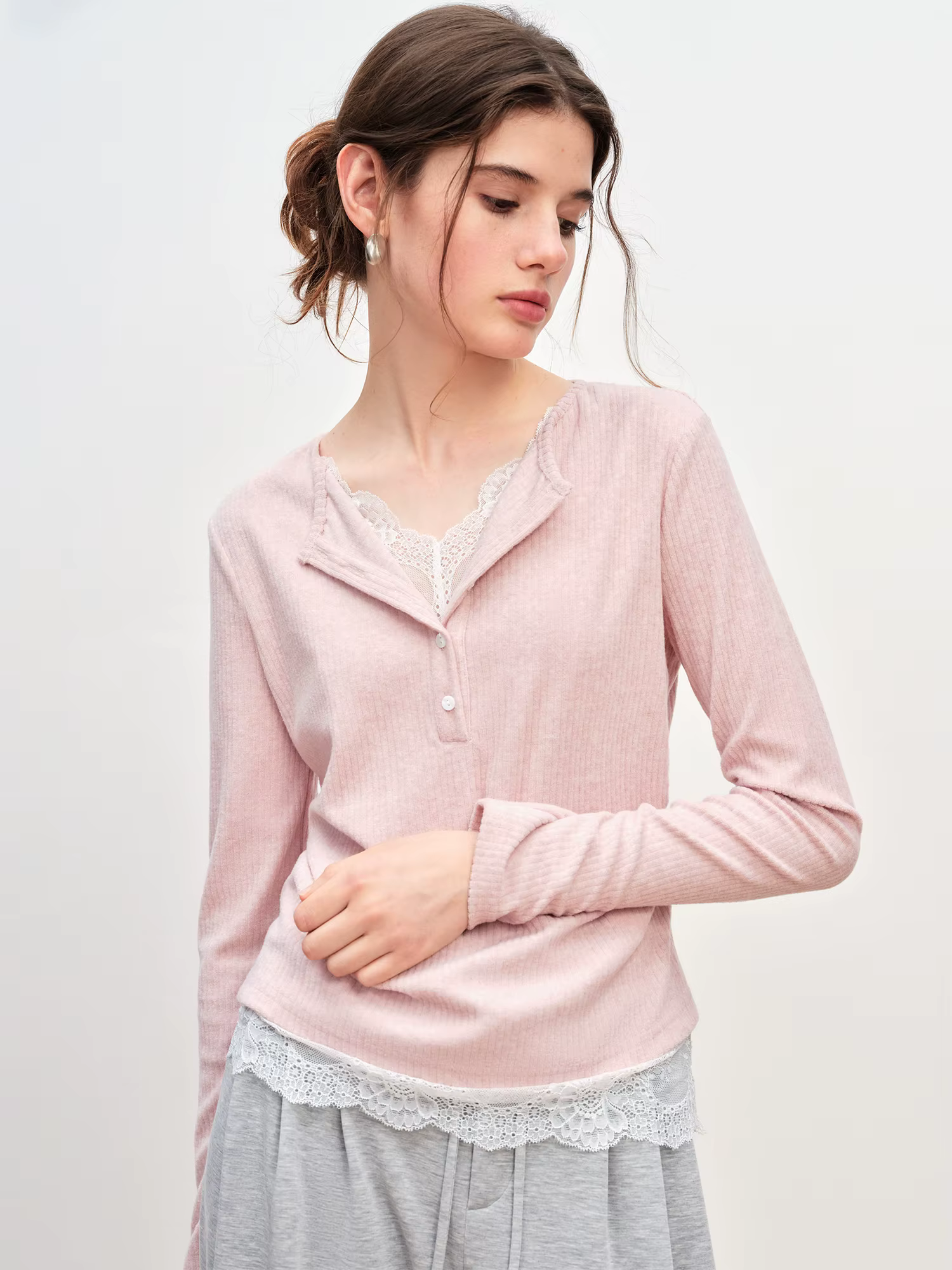 FSLE automne hiver 2025 T-Shirt à couche simulée pour femme - Haut de base en tricot avec bordure en