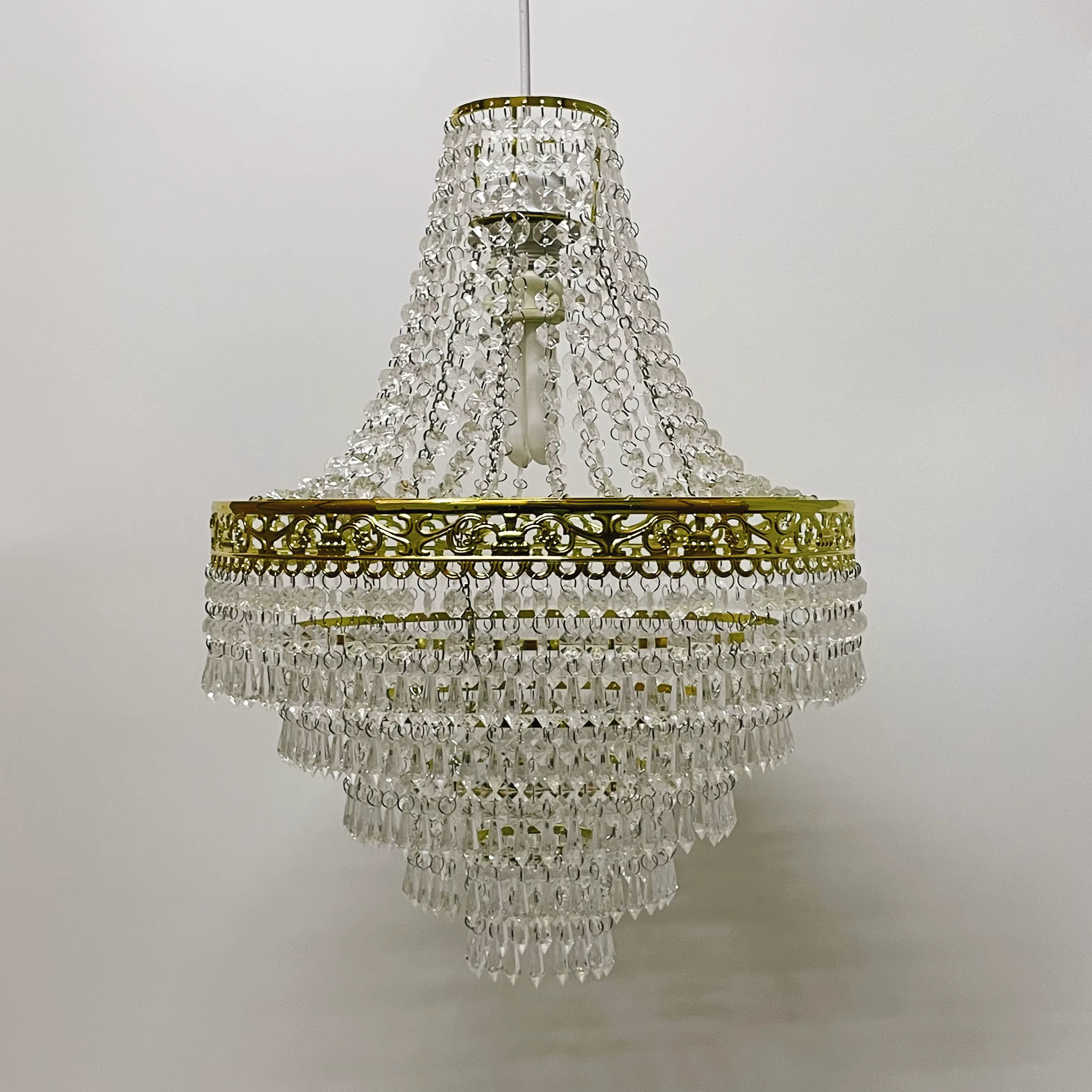 Blenheim 47 cm en plastique grand abat-jour de lustre en acrylique facile à installer pendentif gout
