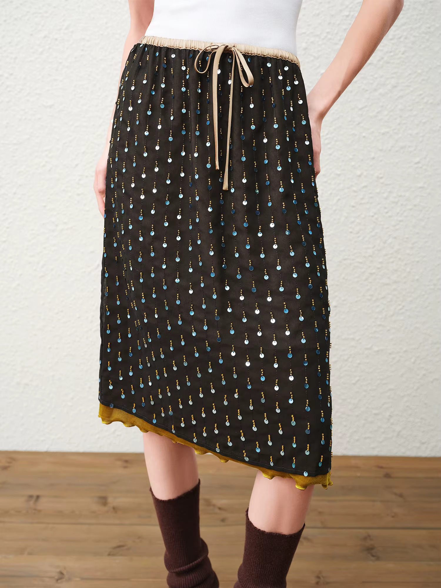 FSLE【Série Premium】Jupe Courte Femme Printemps 2026 en Velours à Paillettes et Perles, Style Rétro, 