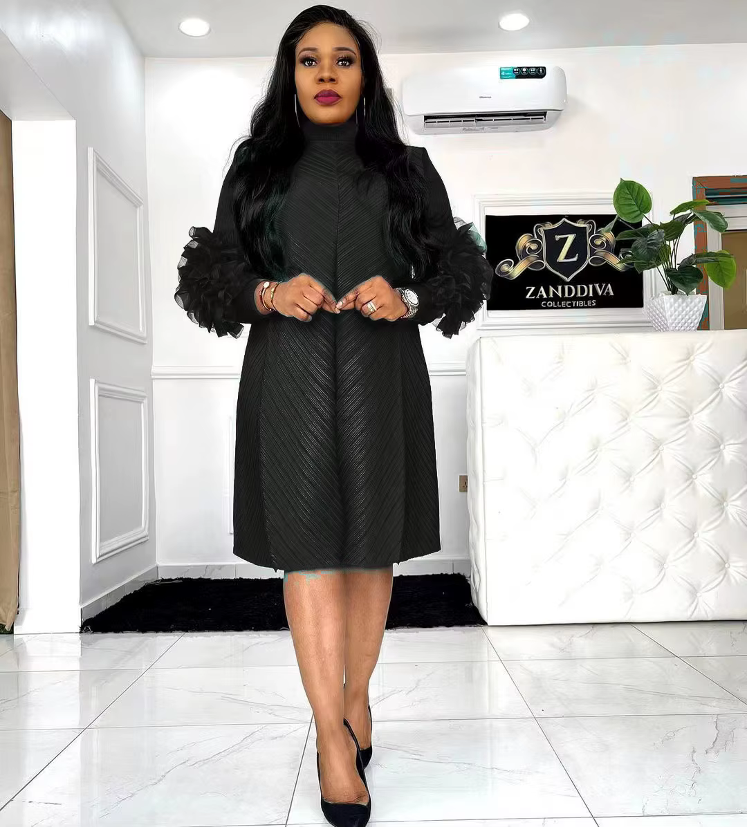 Robe femme mode col rond 2025 nouveau pressé plissé fleur robe femme couleur unie à manches longues 