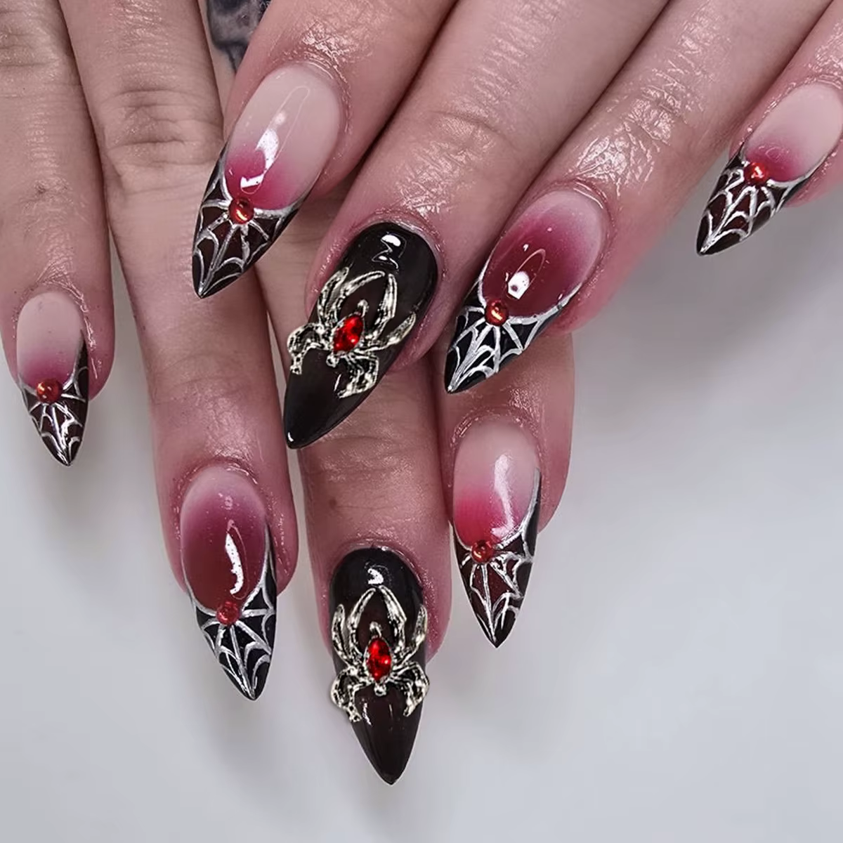 24 pièces argent araignée conception faux ongles métal lourd Halloween faux ongles conseils couvertu