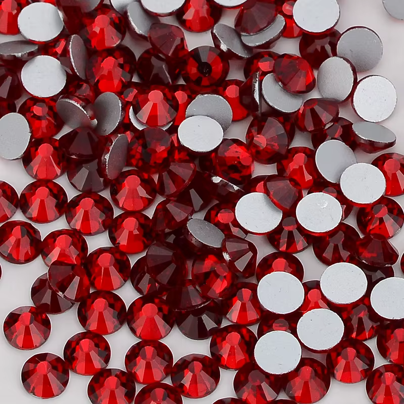 Strass à dos plat en verre Siam foncé SS3-SS60, toutes tailles, paillettes, rouge profond, fond rond