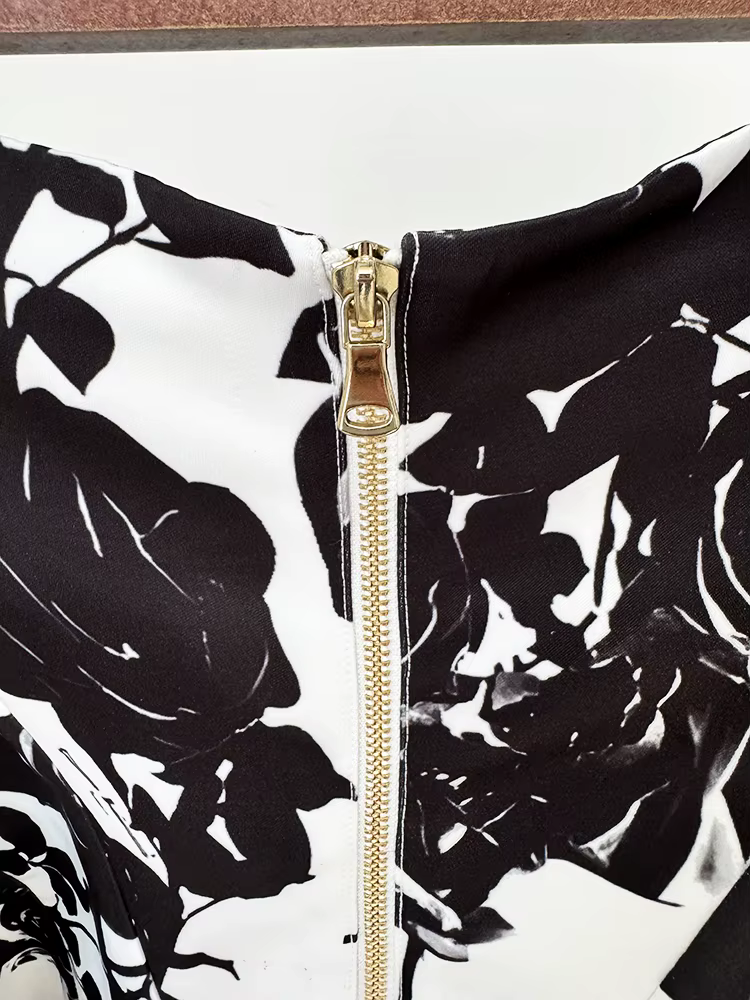 HIGH STREET Nouveauté 2026 Mini-jupe florale imprimée pour femme, style défilé de créateur, avec bou