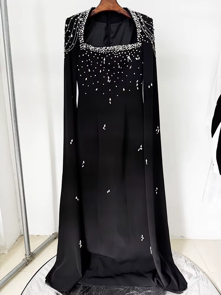 HIGH STREET Nouveauté 2026 Robe longue maxi de créateur pour femme, ornée de diamants et de chaînes,