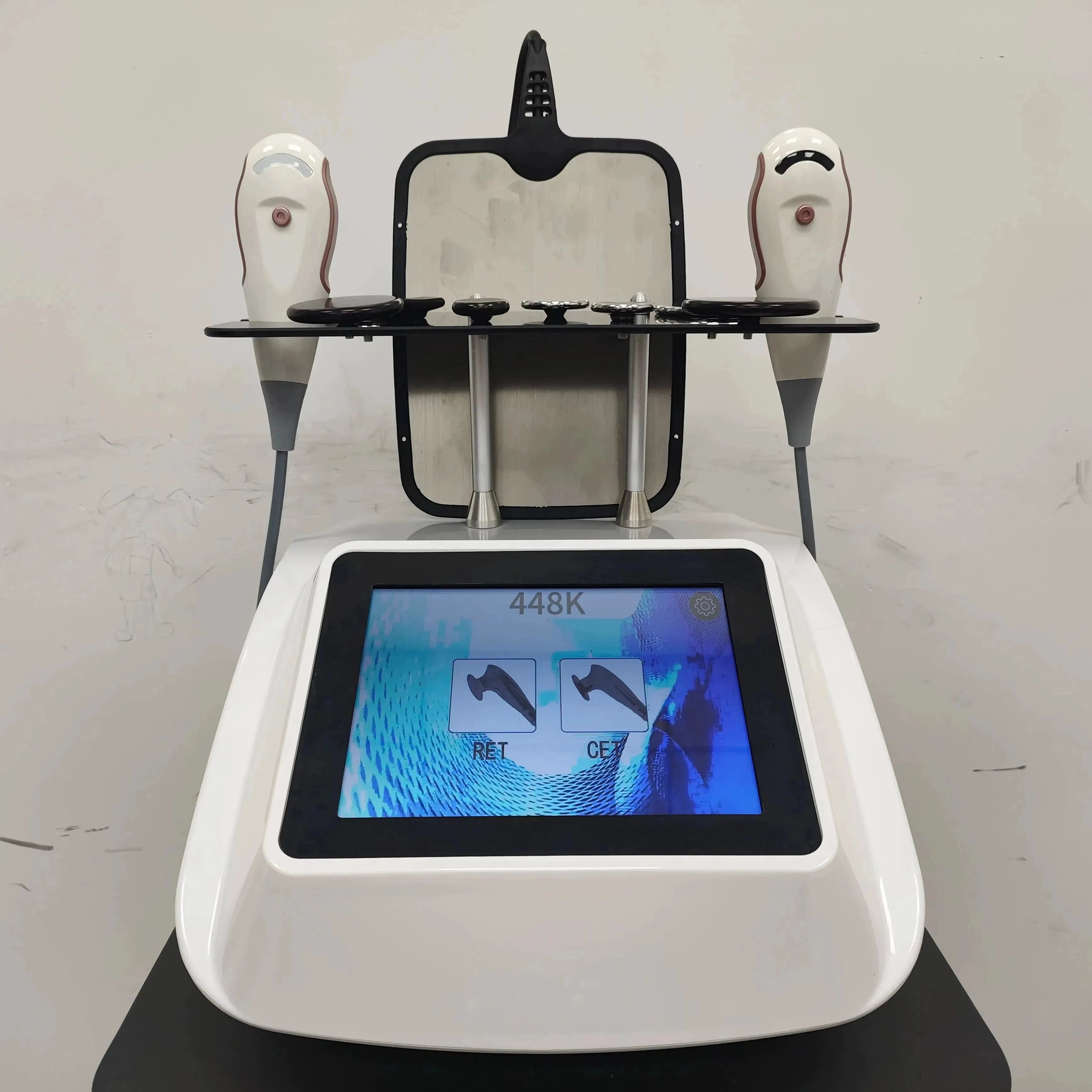 Appareil de physiothérapie pour la thérapie fongique 2024KHz CET RET Patch AR diathermie corps saill