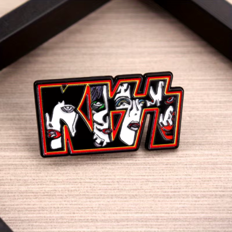 KISS Rock Band – Broche en émail, Style Punk Rock, Design de maquillage rouge et noir audacieux, acc